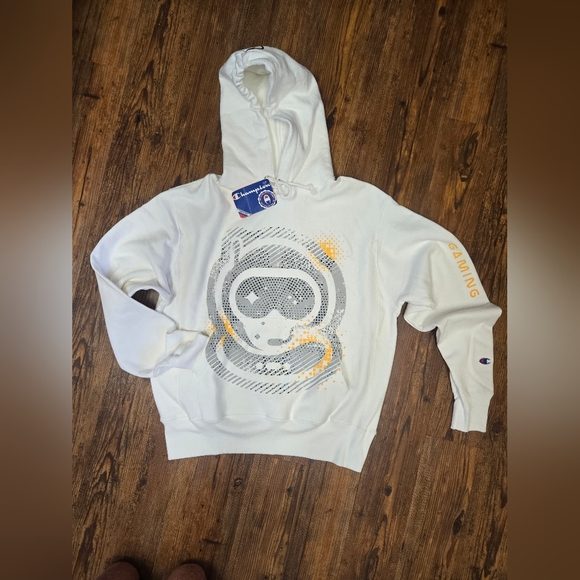 Ultimate Gaming Hoodie Champion M nwt $70 White Cool Students gamer graphics - Picture 13 of 16